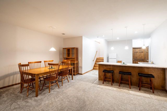 4915 Meadowview COURT, Grafton, WI 53024