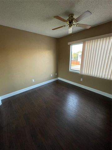 1726 NEVADA AVENUE NE, St Petersburg, FL 33703