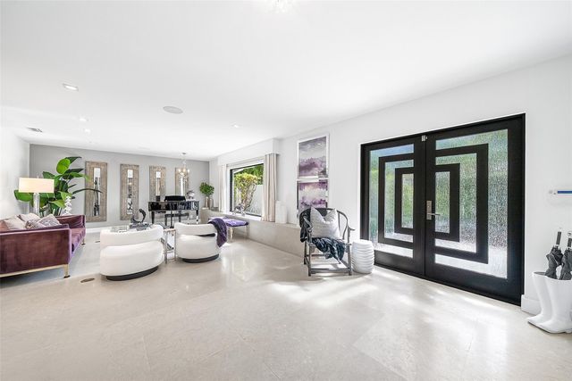 2855 NE 35th Street, Fort Lauderdale, FL 33306