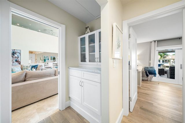 2855 NE 35th Street, Fort Lauderdale, FL 33306