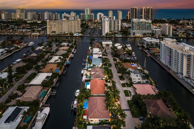 2855 NE 35th Street, Fort Lauderdale, FL 33306