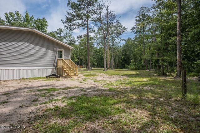 293 Meredith Road, Ridgeland, SC 29936