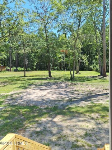 293 Meredith Road, Ridgeland, SC 29936