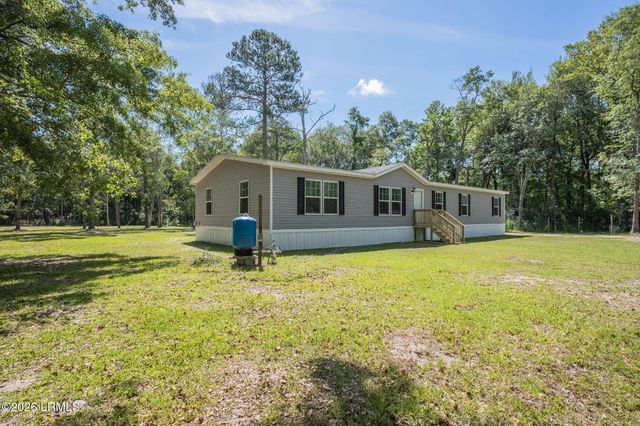 293 Meredith Road, Ridgeland, SC 29936