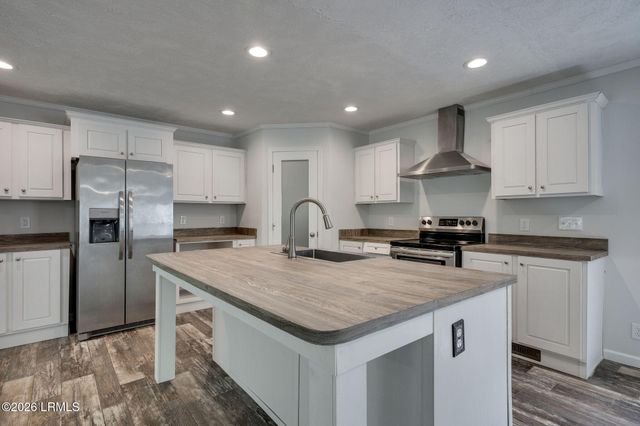 293 Meredith Road, Ridgeland, SC 29936