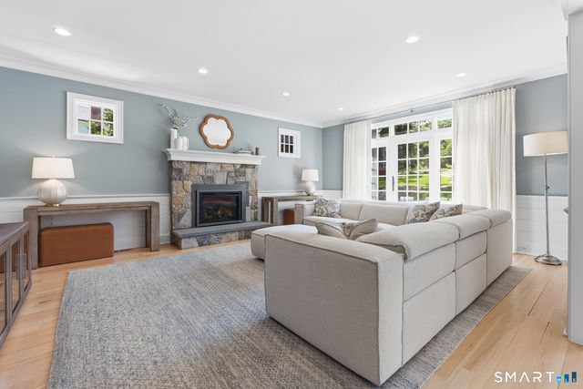 263 Peaceable Street, Ridgefield, CT 06877