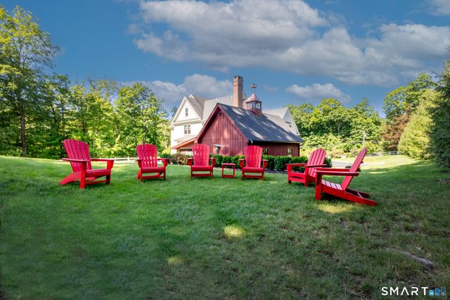 263 Peaceable Street, Ridgefield, CT 06877