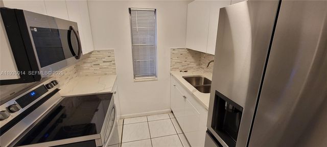 4621 SW 33rd Ave 5, Dania Beach, FL 33312