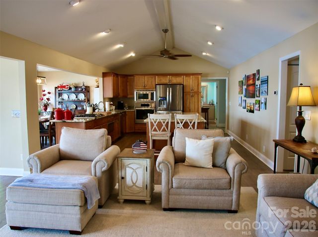 2712 Jutty Point Road, Liberty Hill, SC 29074