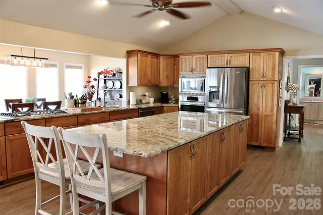 2712 Jutty Point Road, Liberty Hill, SC 29074