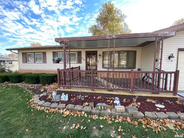 166 PARK PLAZA Drive, Canton, IL 61520