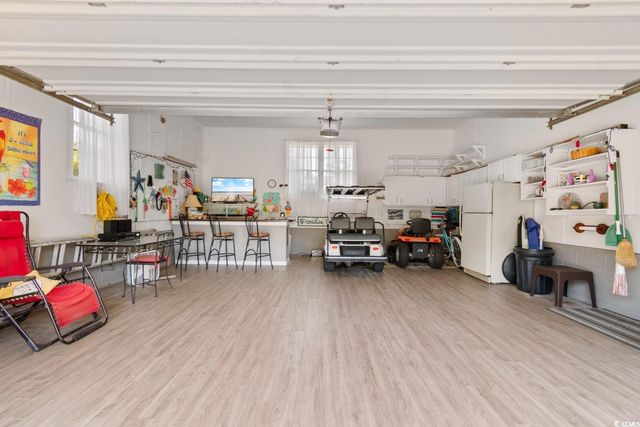 207 Green Lake Dr., Myrtle Beach, SC 29572