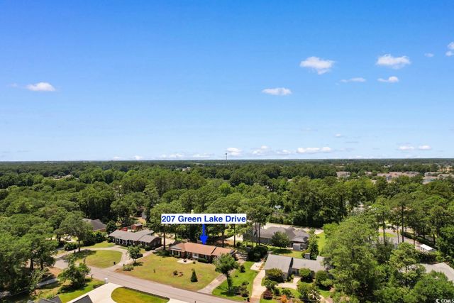 207 Green Lake Dr., Myrtle Beach, SC 29572