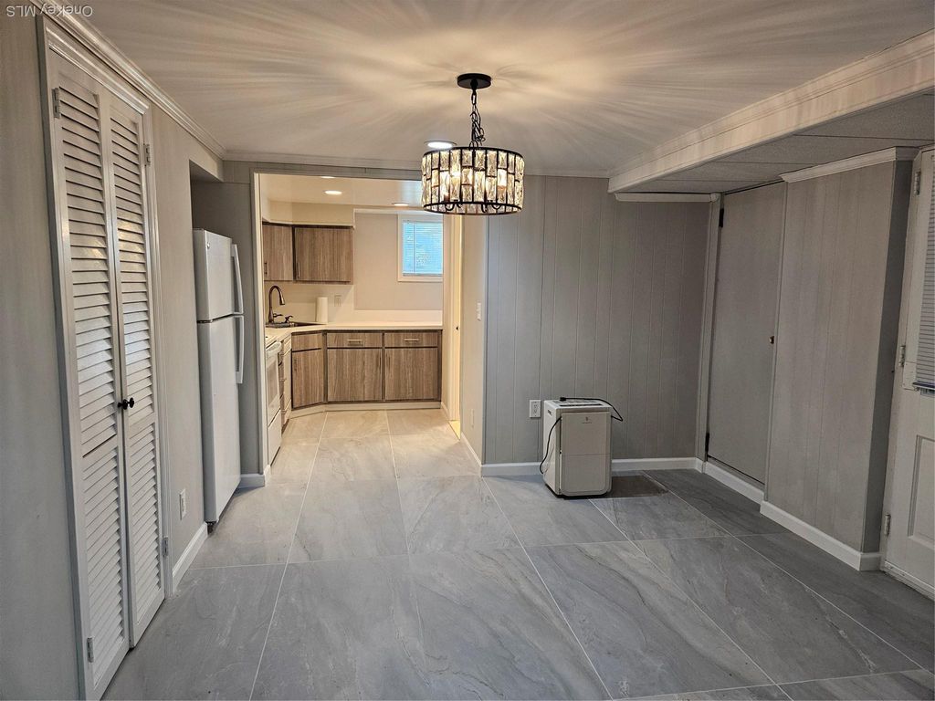 43 hartman hill Road, Huntington, NY 11743