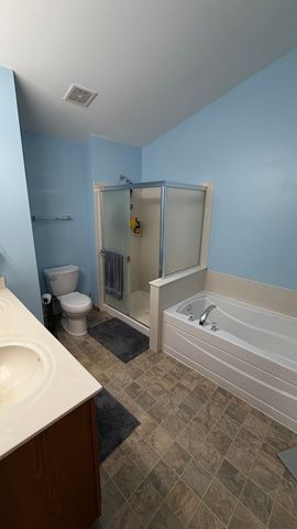 1704 Sebastian Road, Woodstock, IL 60098