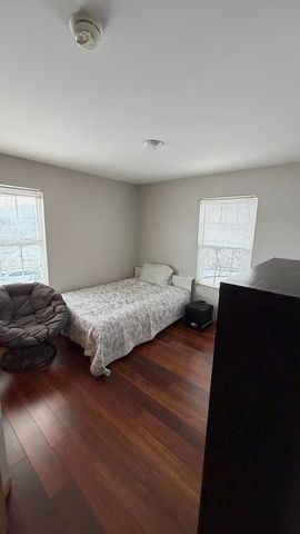 1704 Sebastian Road, Woodstock, IL 60098