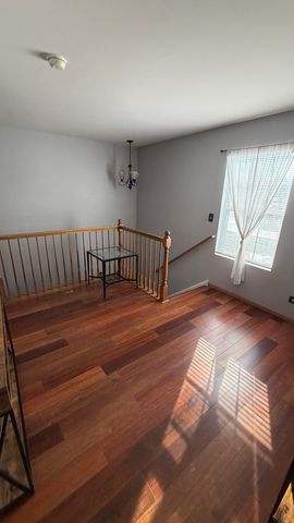 1704 Sebastian Road, Woodstock, IL 60098