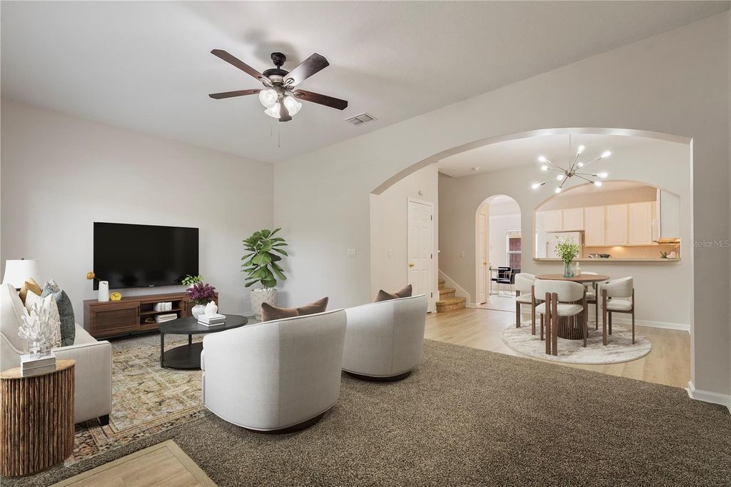 Image 20 of property listing at 9115 HUNTERS MILL DRIVE, Orlando, FL 32832