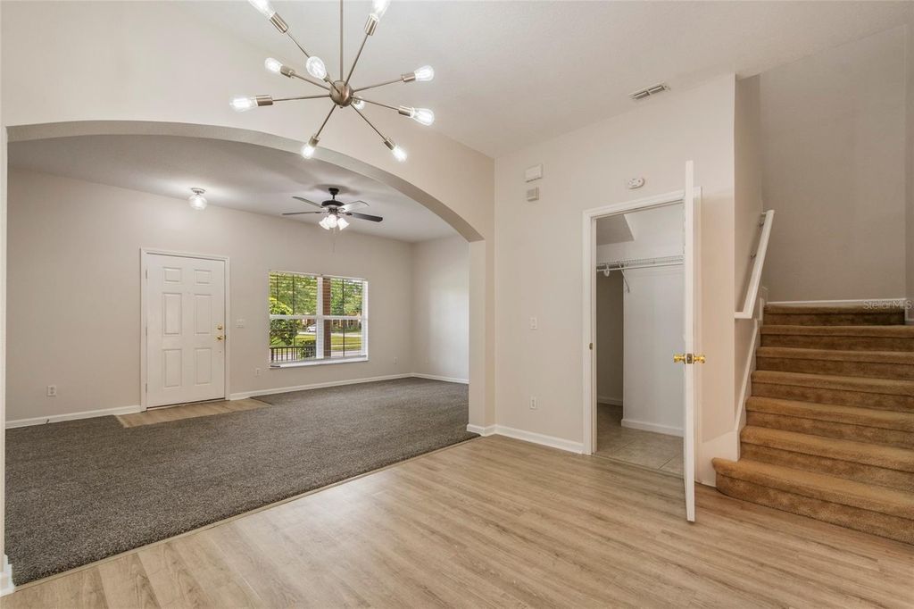 Image 26 of property listing at 9115 HUNTERS MILL DRIVE, Orlando, FL 32832