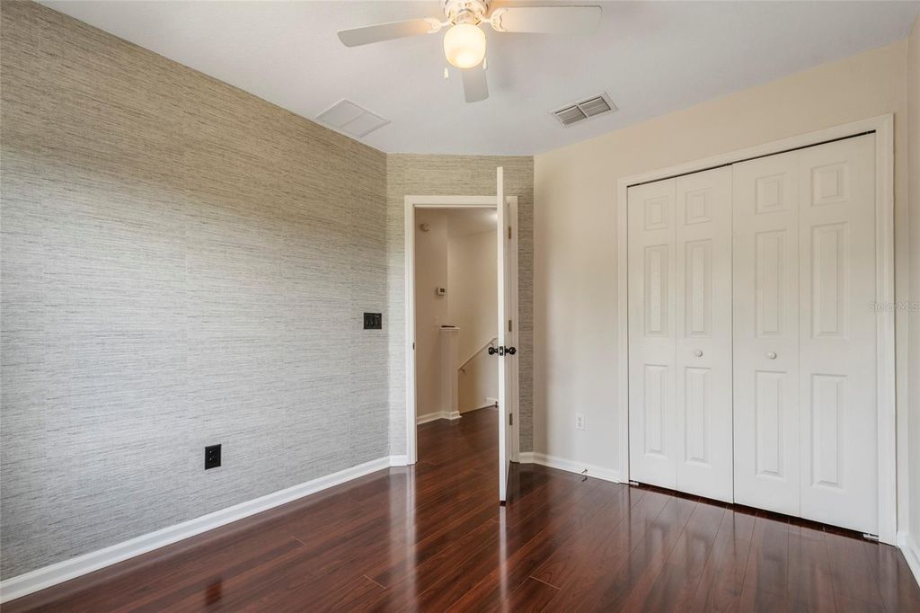 Image 34 of property listing at 9115 HUNTERS MILL DRIVE, Orlando, FL 32832
