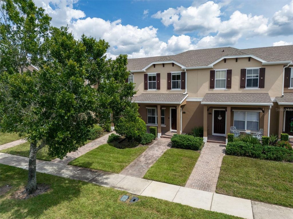 Image 45 of property listing at 9115 HUNTERS MILL DRIVE, Orlando, FL 32832
