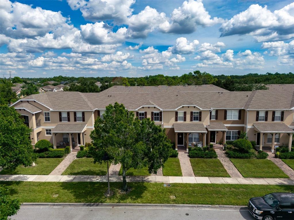 Image 46 of property listing at 9115 HUNTERS MILL DRIVE, Orlando, FL 32832