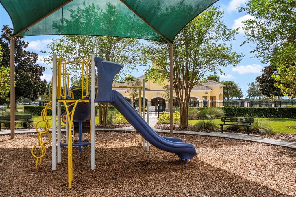 Image 51 of property listing at 9115 HUNTERS MILL DRIVE, Orlando, FL 32832