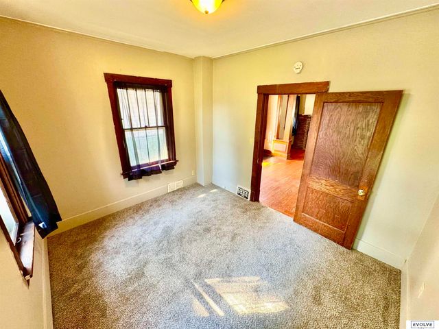 3109 N 45th Street, Omaha, NE 68104