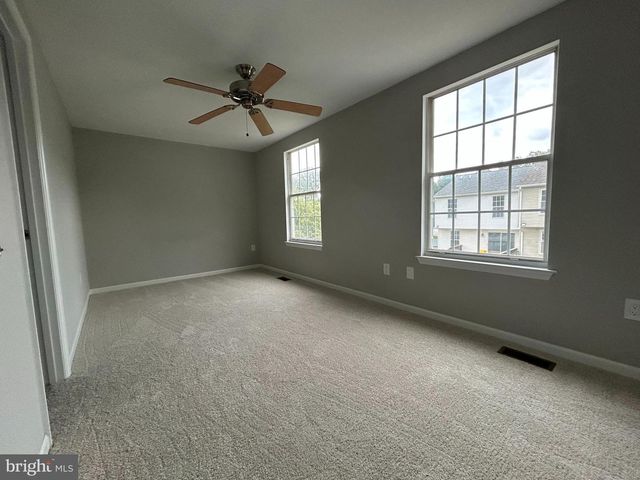8738 CHESAPEAKE LIGHTHOUSE DR, North Beach, MD 20714