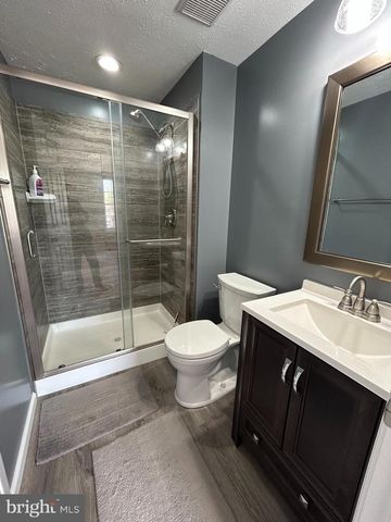 8738 CHESAPEAKE LIGHTHOUSE DR, North Beach, MD 20714