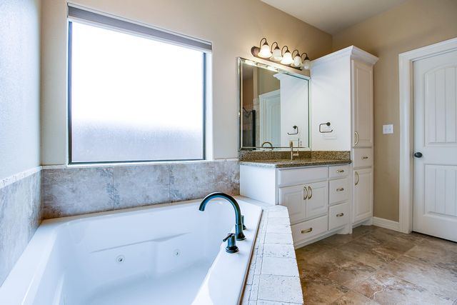 1806 Pine Valley Street, San Angelo, TX 76904