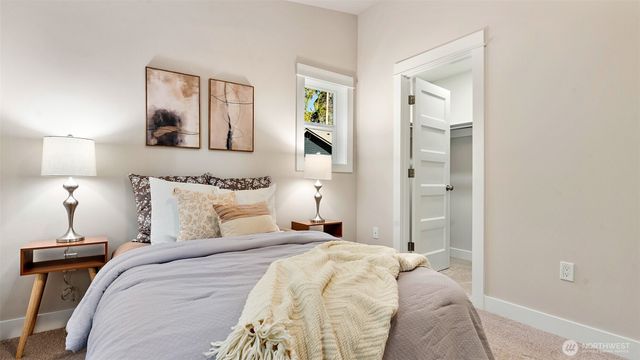 40 Trader Lane, Port Ludlow, WA 98365