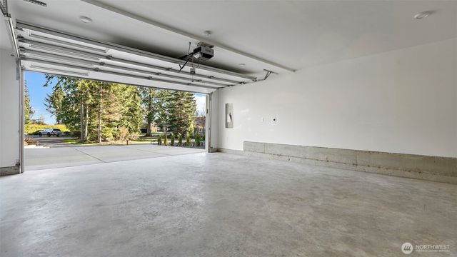 40 Trader Lane, Port Ludlow, WA 98365