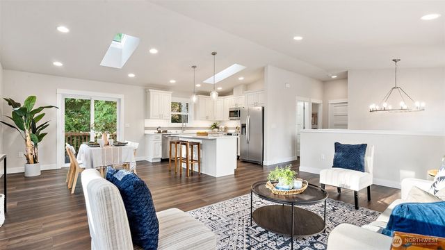 40 Trader Lane, Port Ludlow, WA 98365