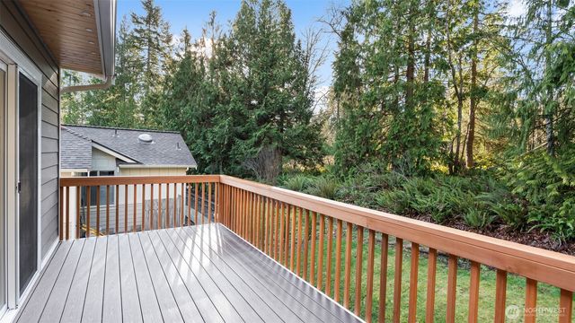40 Trader Lane, Port Ludlow, WA 98365