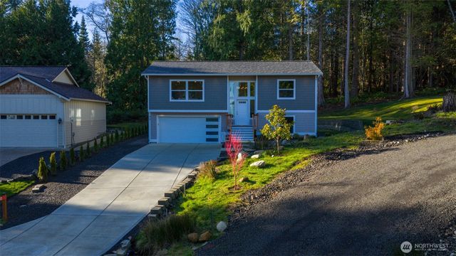40 Trader Lane, Port Ludlow, WA 98365