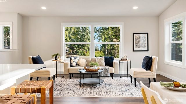 40 Trader Lane, Port Ludlow, WA 98365