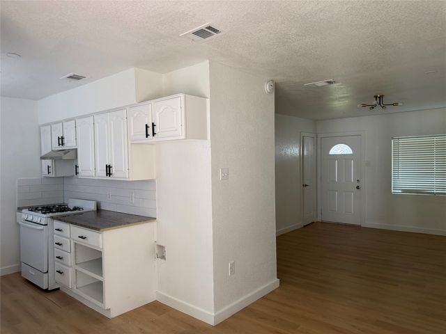 11221 Trail Lane, Balch Springs, TX 75180