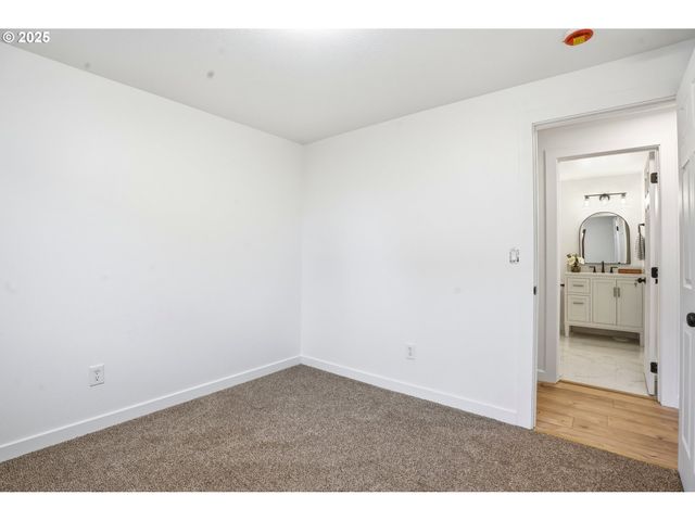 7259 Se HARNISH St, Hillsboro, OR 97123