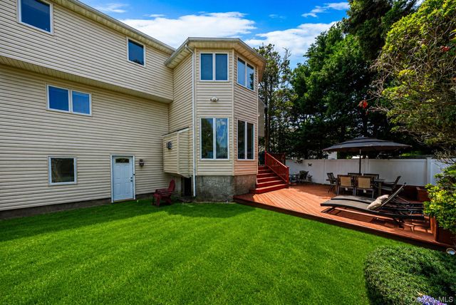 2920 Judith Drive, Merrick, NY 11566