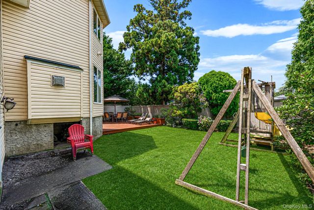 2920 Judith Drive, Merrick, NY 11566