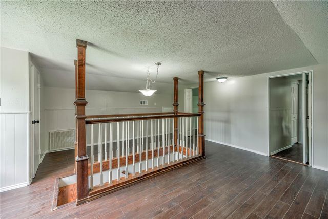 428 Lakewood Drive, Trinity, TX 75862