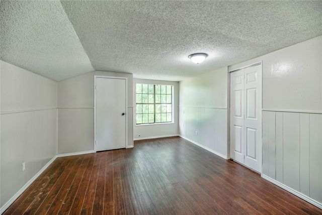 428 Lakewood Drive, Trinity, TX 75862