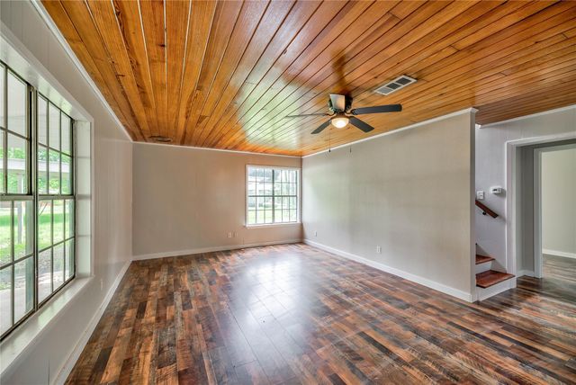 428 Lakewood Drive, Trinity, TX 75862