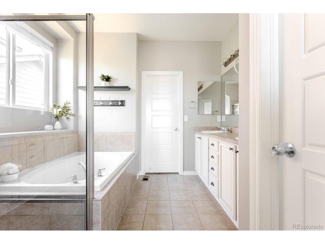 10293 Nucla St, Commerce City, CO 80022