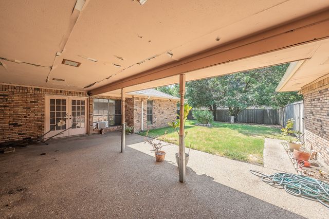 7720 Lone Moor Circle, Dallas, TX 75248