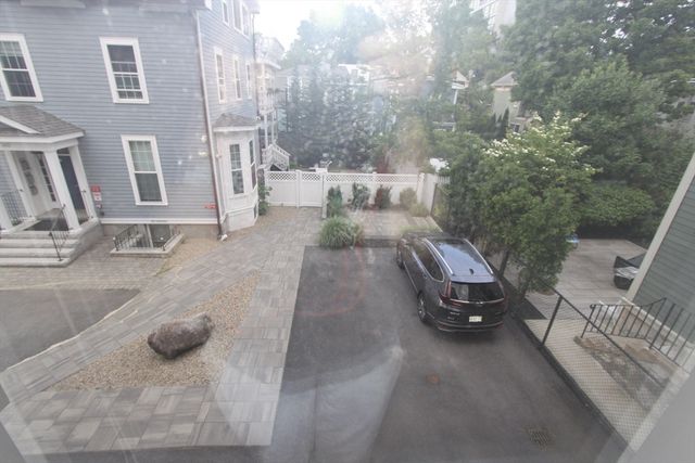 159 Allston St. 3, Cambridge, MA 02139