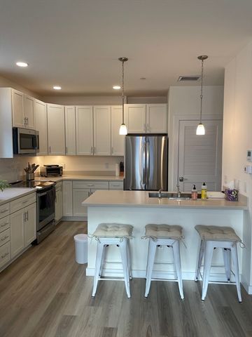 159 Allston St. 3, Cambridge, MA 02139