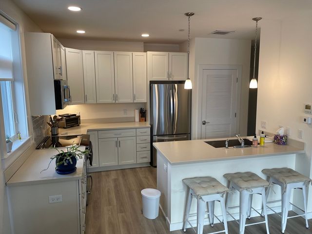 159 Allston St. 3, Cambridge, MA 02139