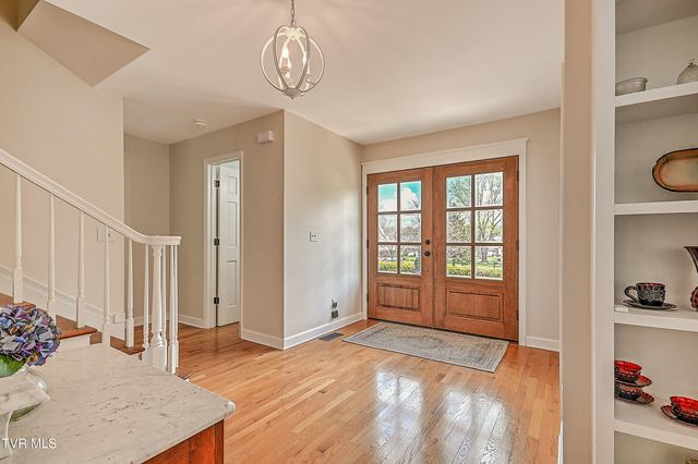 1032 Rotherwood Drive, Kingsport, TN 37660